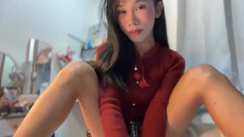 Snapshot of asian_aki chatting on April 25, 6:05 pm Marj online show from April 25, 6:05 pm