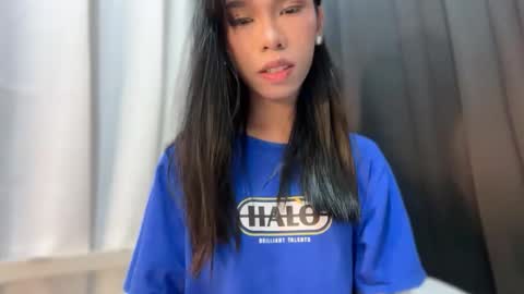 Snapshot of asian_aki chatting on May 2, 11:37 am Marj online show from May 2, 11:37 am
