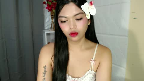 Snapshot of asian_alitacumgirlxxx chatting on June 20, 1:58 pm asian_alitacumgirlxxx online show from June 20, 1:58 pm