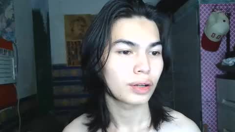 asian_babyboi online show from March 10, 11:37 am