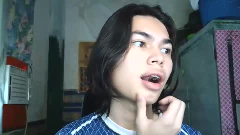 asian_babyboi online show from May 15, 2:51 am