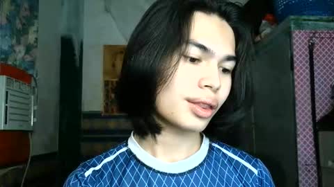 asian_babyboi online show from May 27, 1:52 pm