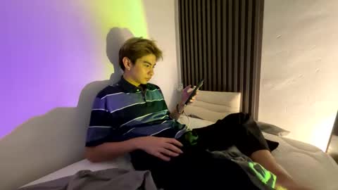 Snapshot of asian_cutie20 chatting on March 6, 6:48 pm Aidan online show from March 6, 6:48 pm