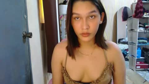 Snapshot of asian_glamm chatting on October 3, 6:54 am ANITA online show from October 3, 6:54 am