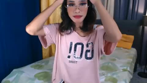 Snapshot of asian_hotsexy chatting on June 24, 4:55 am asian_hotsexy online show from June 24, 4:55 am