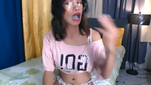 Snapshot of asian_hotsexy chatting on June 25, 5:12 am asian_hotsexy online show from June 25, 5:12 am