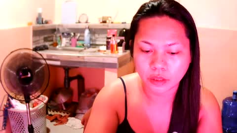 Snapshot of asian_kweenv chatting on July 30, 2:49 pm Alex online show from July 30, 2:49 pm