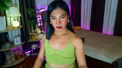 asian_massivecock22 online show from February 9, 2:54 pm