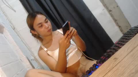 Reyshell online show from February 13, 12:32 pm