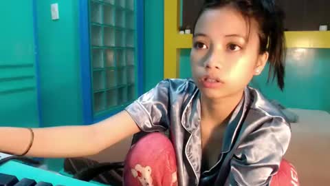 Snapshot of asian_slade chatting on May 9, 1:05 pm asian_slade online show from May 9, 1:05 pm