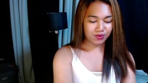 Snapshot of asian_suteishi chatting on April 9, 2:33 pm stacey online show from April 9, 2:33 pm
