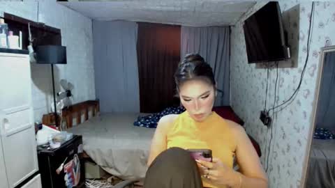 Snapshot of asian_transdoll chatting on March 6, 9:06 am aleah online show from March 6, 9:06 am