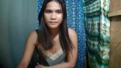 asian_trish online show from April 5, 11:57 pm
