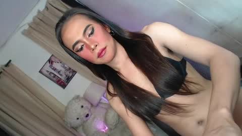 asian_ulysses online show from May 28, 12:02 pm