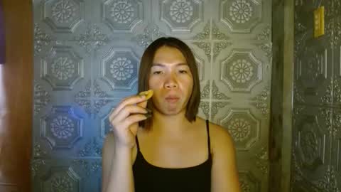 asian_zumi online show from November 18, 1:48 pm