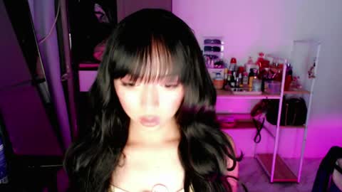 Snapshot of asianalexandra chatting on May 24, 11:15 am ALEXANDRA online show from May 24, 11:15 am