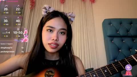 Snapshot of asianbabecandy chatting on February 23, 12:48 pm candy online show from February 23, 12:48 pm