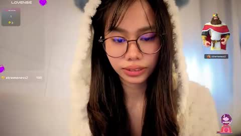 Snapshot of asianbabecandy chatting on April 10, 2:06 am candy online show from April 10, 2:06 am