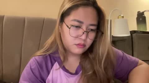 Snapshot of asianbunny10 chatting on June 8, 1:00 pm Curvy online show from June 8, 1:00 pm
