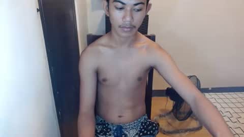 Snapshot of asiancockhero22 chatting on December 11, 6:04 am HERO online show from December 11, 6:04 am