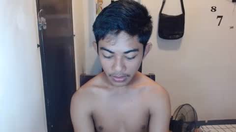 Snapshot of asiancockhero22 chatting on December 17, 1:07 am HERO online show from December 17, 1:07 am