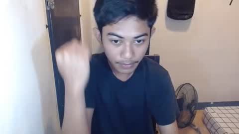 Snapshot of asiancockhero22 chatting on December 18, 2:10 am HERO online show from December 18, 2:10 am