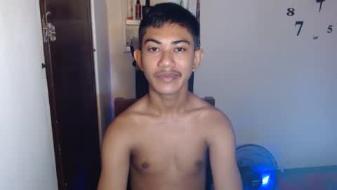 Snapshot of asiancockhero22 chatting on January 23, 10:44 pm HERO online show from January 23, 10:44 pm