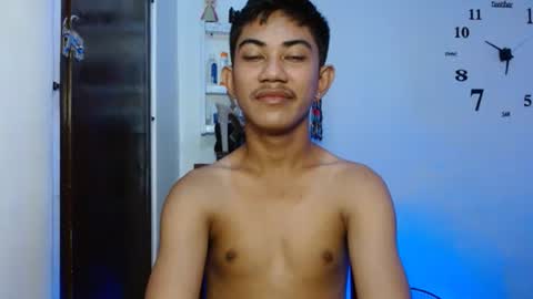 Snapshot of asiancockhero22 chatting on January 29, 11:25 pm HERO online show from January 29, 11:25 pm