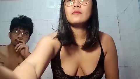 asiancoupleph online show from December 18, 6:57 pm