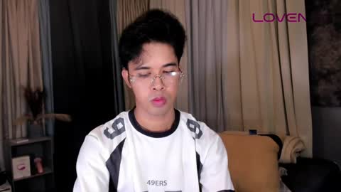asiancum_peter online show from May 29, 1:47 am