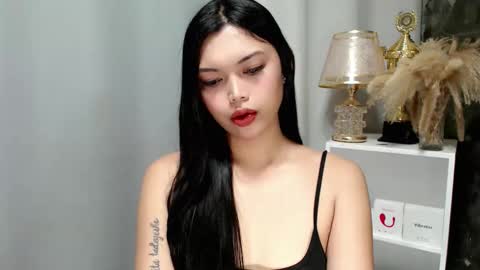 asiancumgirlxxx_ online show from April 2, 10:35 am
