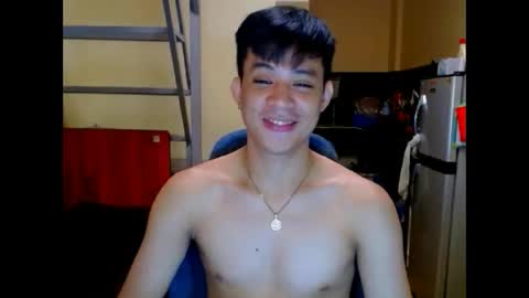 asiandreamboyx online show from May 20, 2:29 am