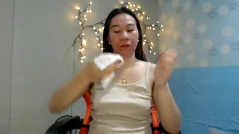 Snapshot of asianindulgent chatting on July 5, 3:02 am AMARA online show from July 5, 3:02 am