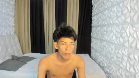 Snapshot of asiankingfucker chatting on May 26, 2:24 pm asiankingfucker online show from May 26, 2:24 pm