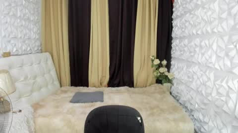 asianpetitefucker01 online show from June 23, 11:19 am