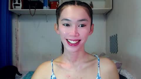 J A D E online show from November 16, 9:59 am