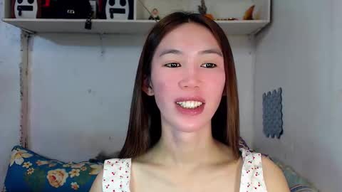 J A D E online show from May 14, 5:47 am