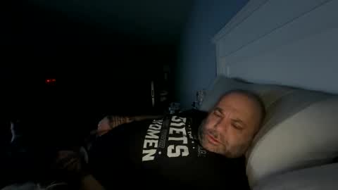 Snapshot of asilnjd chatting on February 22, 9:52 am Asilnjd call me sil online show from February 22, 9:52 am