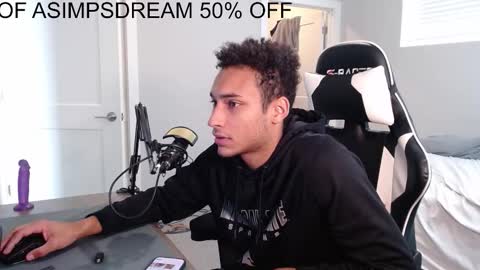 Snapshot of asimpsdream chatting on November 9, 4:27 pm asimpsdream online show from November 9, 4:27 pm