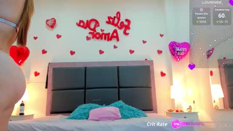  Aslhyn  online show from February 16, 9:33 pm