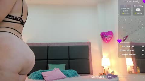  Aslhyn  online show from April 16, 9:39 pm