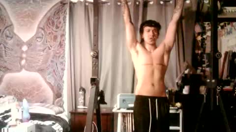 Snapshot of asmodeus_princeoflust chatting on February 19, 12:17 am Asmodeus online show from February 19, 12:17 am