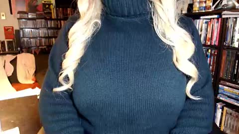 Aspen Vale online show from November 27, 4:03 am