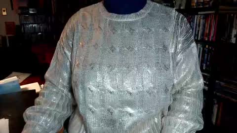 Aspen Vale online show from December 21, 10:17 pm