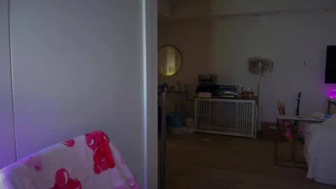 Snapshot of aspenmadden chatting on June 13, 2:09 am iwantaspen online show from June 13, 2:09 am