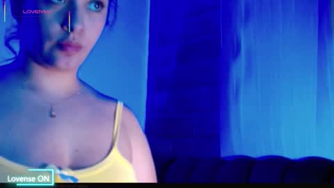 Snapshot of aspenruss chatting on September 13, 7:13 pm online show from September 13, 7:13 pm