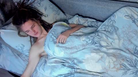 Snapshot of asphalt_surfer chatting on January 21, 12:50 pm asphalt surfer online show from January 21, 12:50 pm