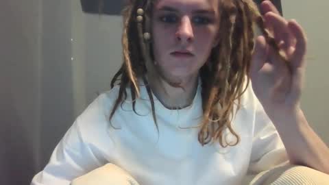 Snapshot of asphalt_surfer chatting on September 19, 9:11 am asphalt surfer online show from September 19, 9:11 am