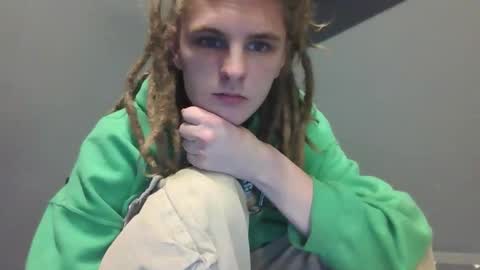 Snapshot of asphalt_surfer chatting on October 24, 3:30 pm asphalt surfer online show from October 24, 3:30 pm