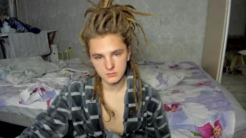 Snapshot of asphalt_surfer chatting on November 1, 12:34 am asphalt surfer online show from November 1, 12:34 am